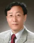 (전직)대학교수인 이기식의 대표 이미지