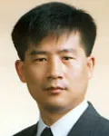 대학교수인 김정범의 대표 이미지