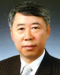 임업인, (전직)은행인인 서동면의 대표 이미지