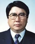 변호사, (전직)판사인 임창원의 대표 이미지