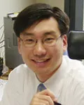 대학교수, (전직)변호사인 윤지현의 대표 이미지