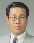 변호사, (전직)검사인 강대성의 대표 이미지