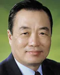 변호사, (전직)정당인, (전직)국회의원인 오유방의 대표 이미지