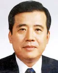 변호사, (전직)정무직공무원, (전직)검사인 신광옥의 대표 이미지