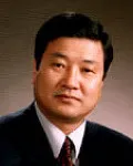 대학교수인 고경표의 대표 이미지