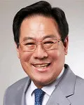 탤런트, 영화배우인 현석의 대표 이미지