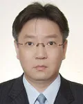 공인회계사인 윤주환의 대표 이미지
