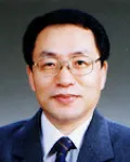 신문인인 김세현의 대표 이미지