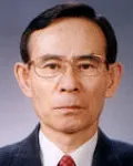 (전직)신문기자인 김춘길의 대표 이미지