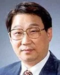 치과의사, (전직)대학교수인 이철우의 대표 이미지