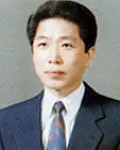 대학교수인 이용성의 대표 이미지