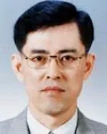 대학교수인 이일용의 대표 이미지