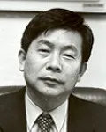 대학교수, (전직)행정공무원인 박윤형의 대표 이미지