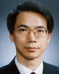 변호사, (전직)검사인 곽무근의 대표 이미지