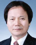 (전직)대학학장, (전직)대학교수인 문희주의 대표 이미지