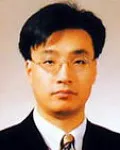 대학교수인 김기천의 대표 이미지