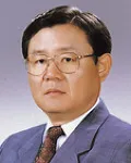 변호사, (전직)판사인 김구일의 대표 이미지
