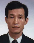 (전직)신문인인 문정부의 대표 이미지