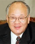 변호사, (전직)판사, (전직)정무직공무원인 김용준의 대표 이미지
