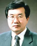대학교수인 남중헌의 대표 이미지