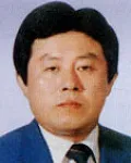 변호사, (전직)판사인 김길중의 대표 이미지