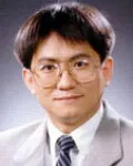 대학교수인 윤재신의 대표 이미지