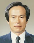 변호사, (전직)검사인 김영채의 대표 이미지