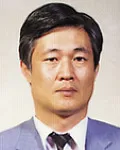 변호사, (전직)군법무관인 김영삼의 대표 이미지