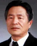 (전직)정치인인 김유근의 대표 이미지
