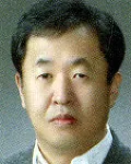 대학교수인 김태윤의 대표 이미지