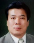(전직)정치인인 황원섭의 대표 이미지