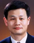 (전직)은행인인 우시준의 대표 이미지