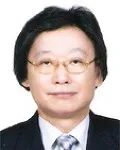 작곡가, 음악평론가, 대학교수인 윤상열의 대표 이미지