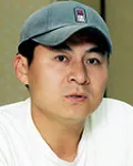영화감독인 김정권의 대표 이미지