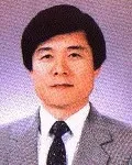 (전직)대학교수인 김경훈의 대표 이미지