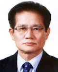 (전직)신문인인 윤세일의 대표 이미지