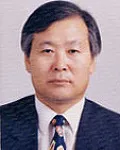 대학교수인 홍영대의 대표 이미지