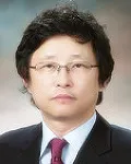 대학교수인 김철호의 대표 이미지