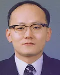변호사인 박근영의 대표 이미지