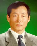 (전직)연구직공무원인 정일정의 대표 이미지