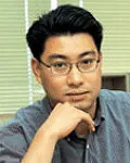 대학교수인 문건우의 대표 이미지