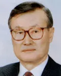 (전직)정무직공무원, (전직)외무공무원, (전직)정당인인 윤하정의 대표 이미지
