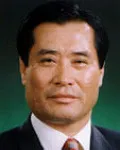 신문기자인 임명섭의 대표 이미지