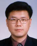 대학교수인 홍웅기의 대표 이미지