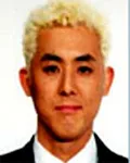 가수인 나루이 카즈히로의 대표 이미지