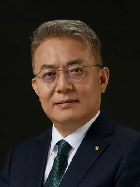 대학총장인 이창원의 대표 이미지