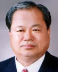 세무사, (전직)상호신용금고인, (전직)은행인인 송세현의 대표 이미지