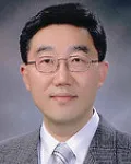 대학교수인 강석훈의 대표 이미지