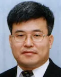 대학교수인 김유용의 대표 이미지
