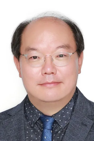 대학교수인 이옥연의 대표 이미지